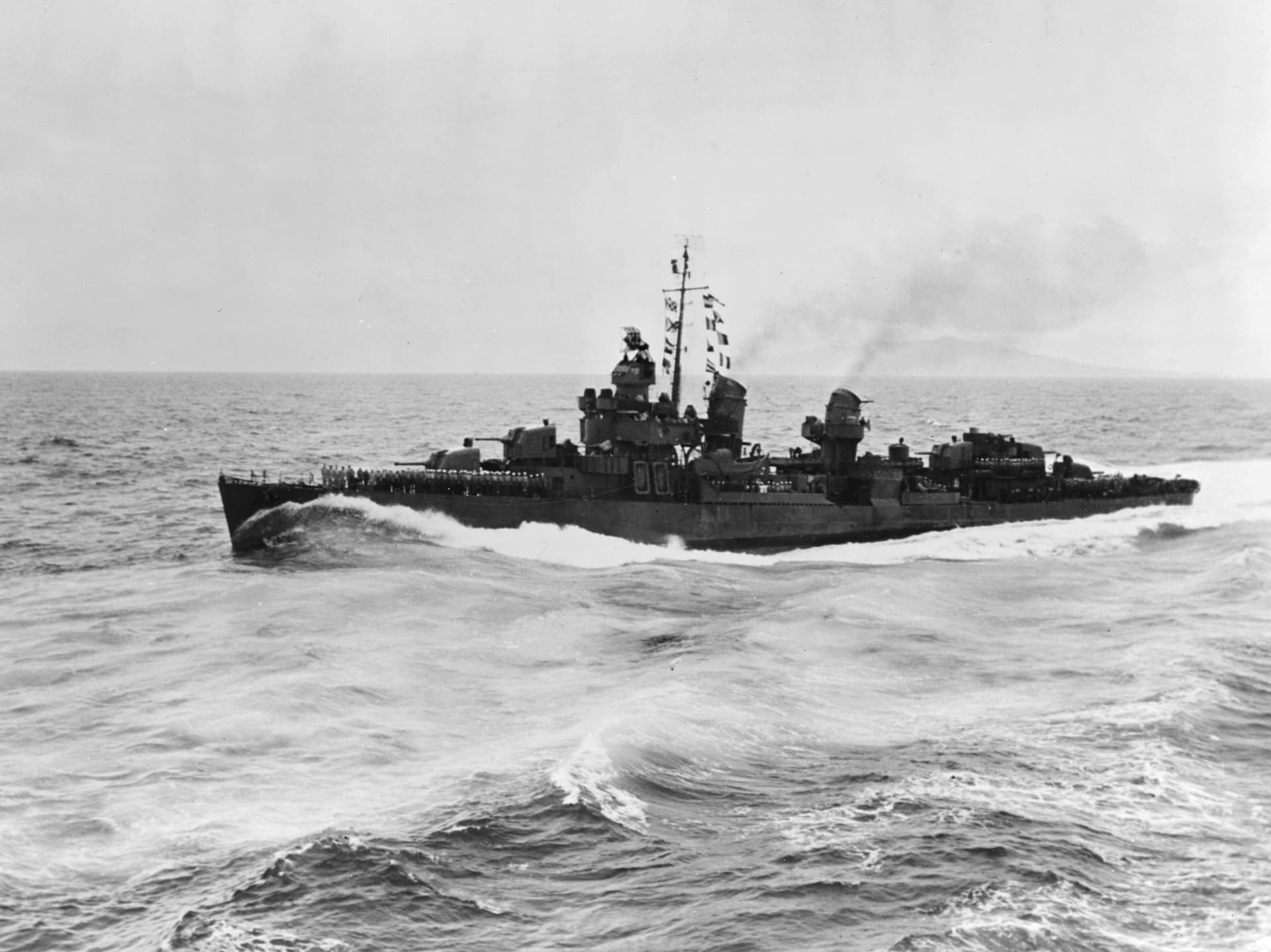 USS Spence (DD-512) underway off Guadalcanal on 23 March 1944 ( )