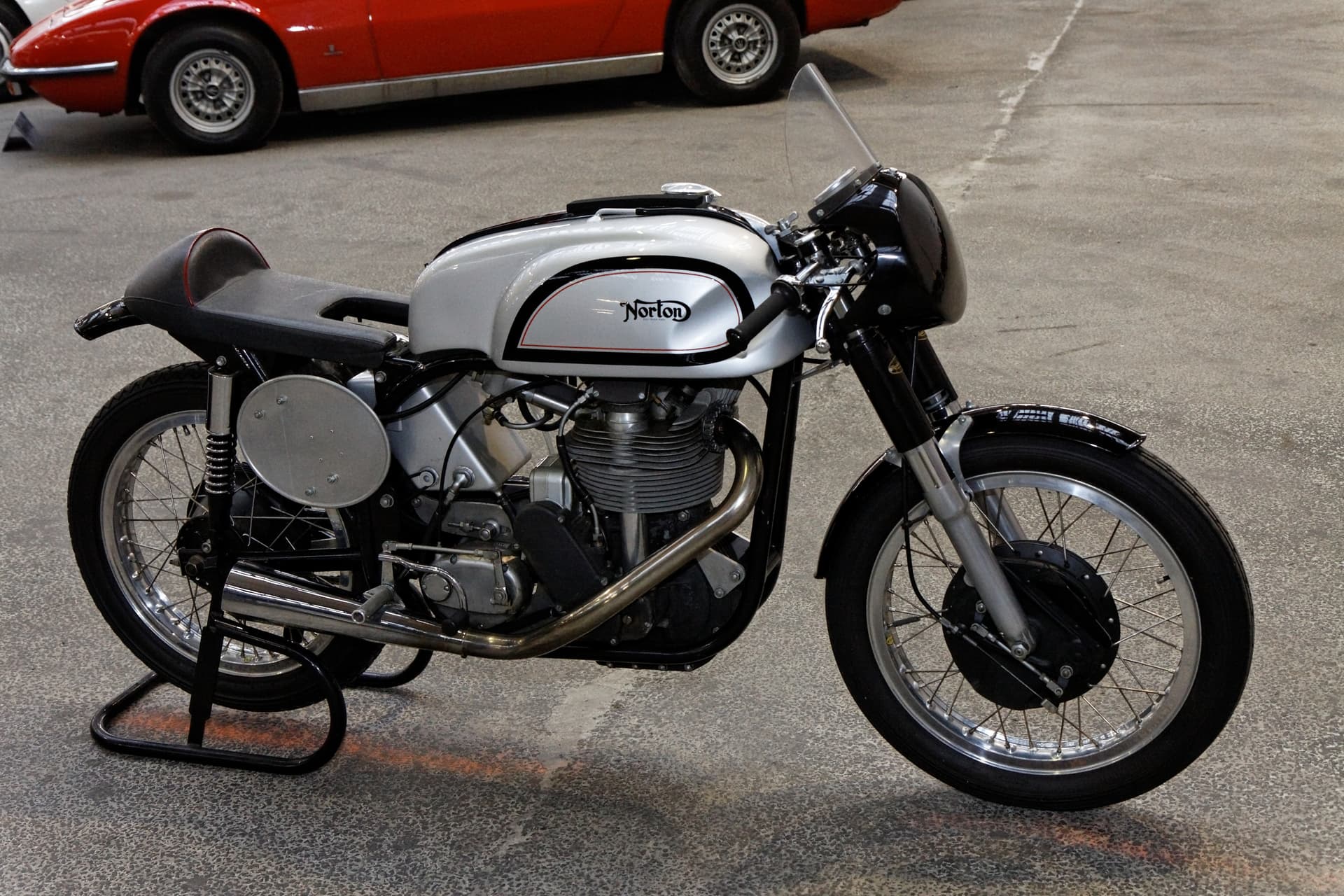 Bonhams - The Paris Sale 2012 - Norton Manx - 003