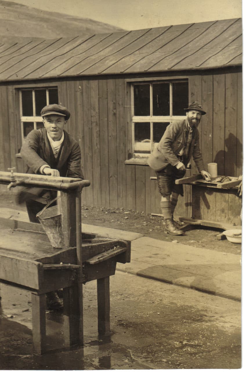 George Kenner and brother Benno washing salt herrings on the Isle of Man PoW Camp 10.9.1918