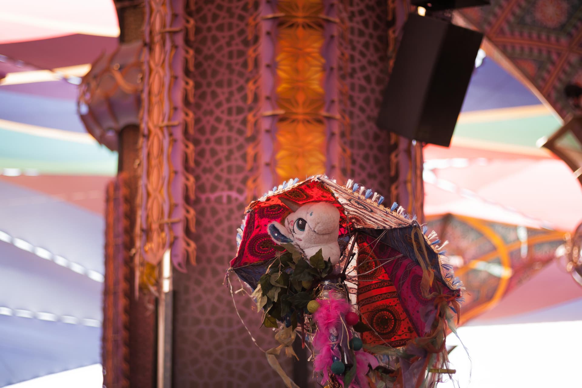 Decorated pillar with floral ornament