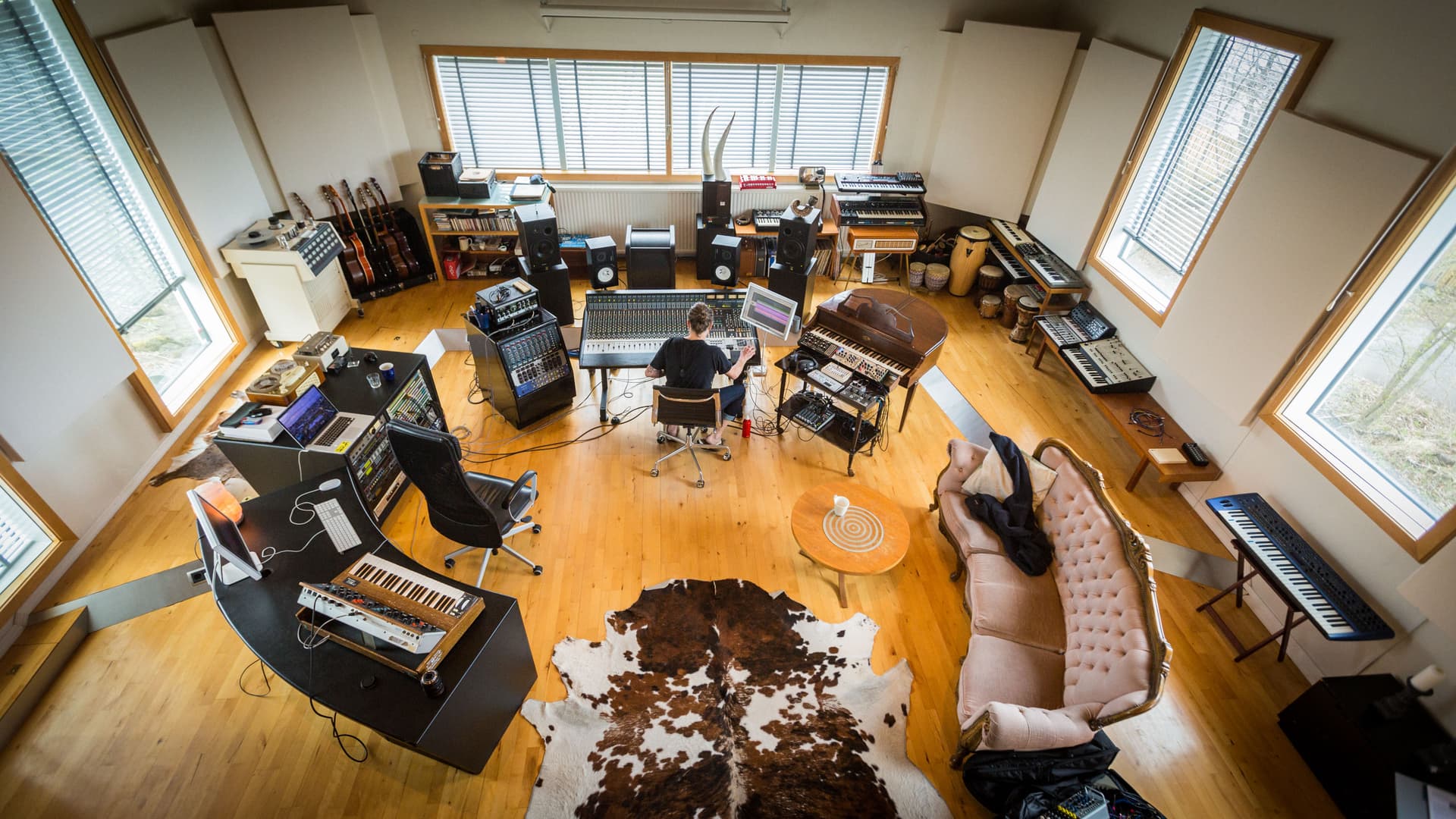 Greenhouse Studios, Reykjavik, Iceland (2017-05-08 16.21.41 by Ville Hyvönen)