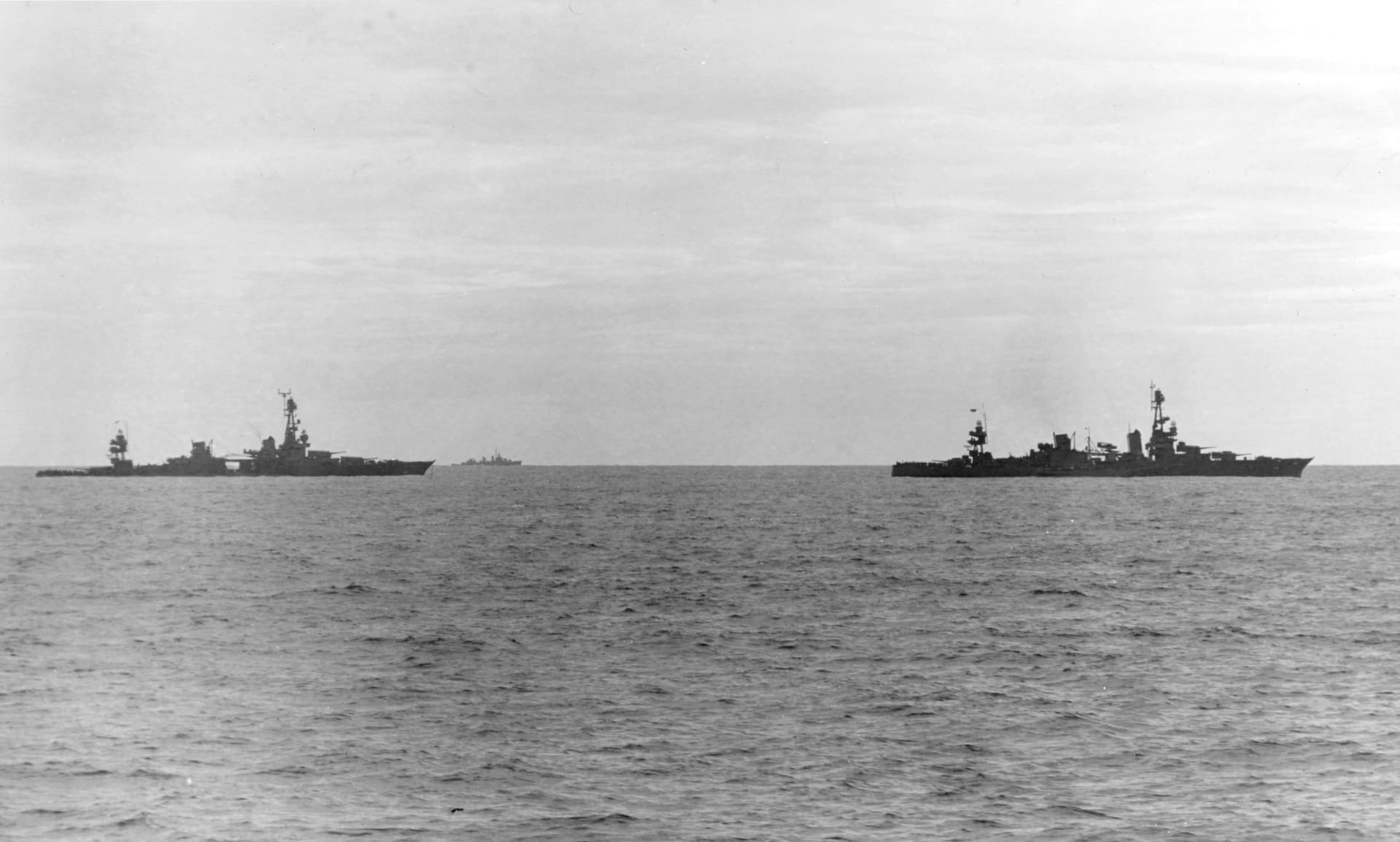 USS Louisville (CA-28) tows USS Chicago (CA-29) during the Battle of Rennell Island on 30 January 1943