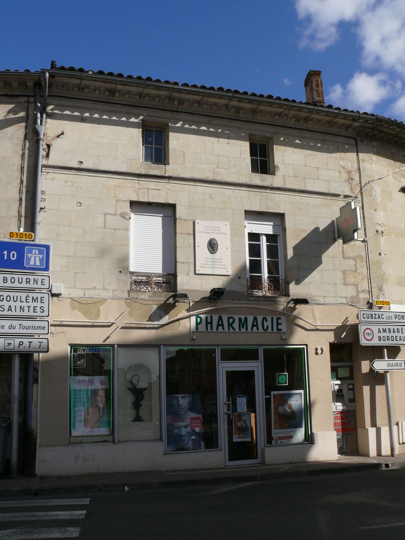 Cousteau's birthplace, street view